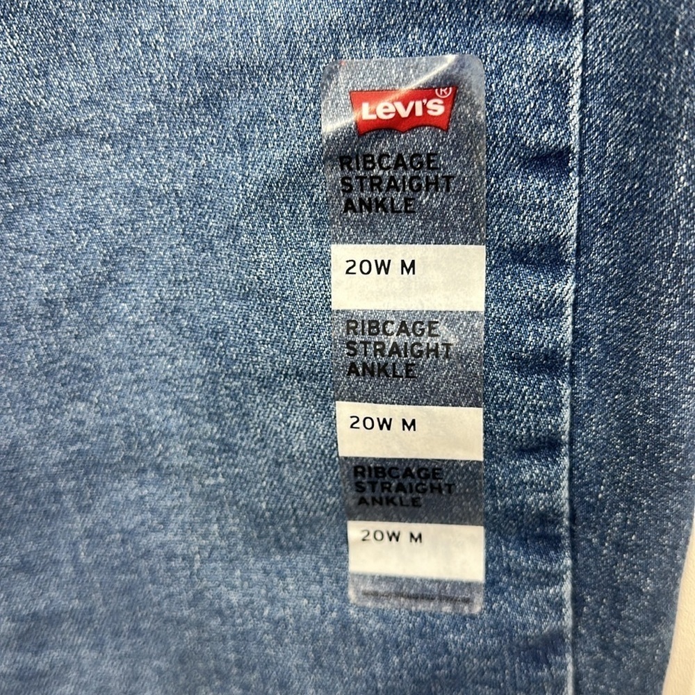 Levi’s women’s rib cage straight ankle button fly jeans size 20 W. NWt. - Picture 4 of 12